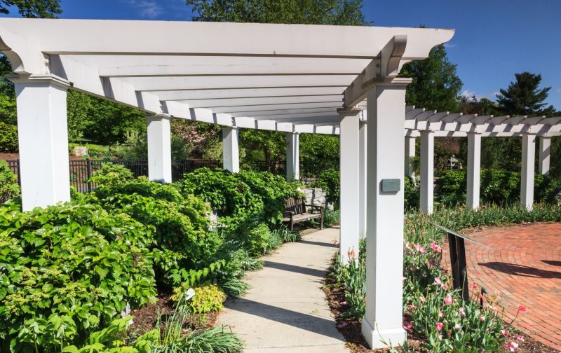 Privacy Arbor Installation in Conroe, TX